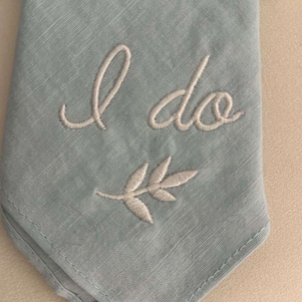 NWT I Do Wedding Handkerchief - Picture 3 of 5